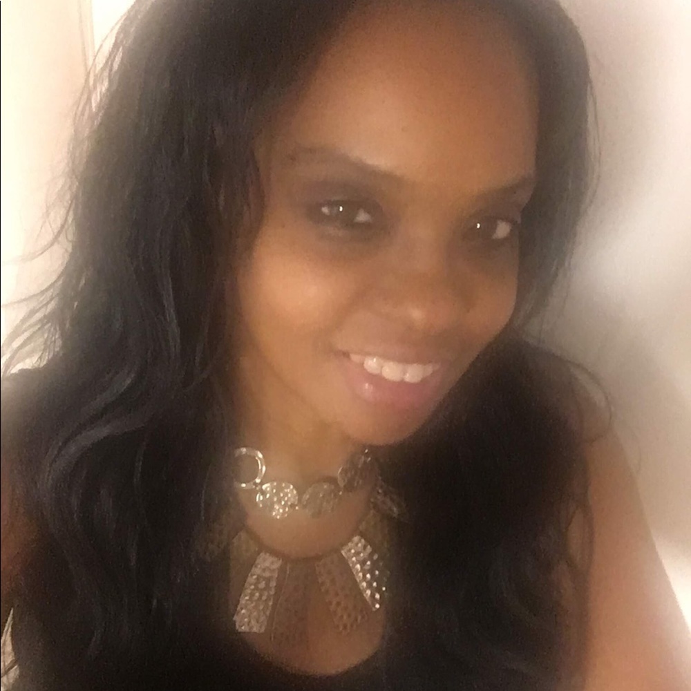 Meet your Posher, Michele